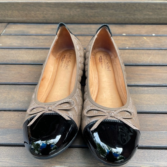 Josef Seibel Shoes - JOSEF SEIBEL Pippa Tan Quilted Leather Flat w/Black Patent Toe & Heel US Size 10